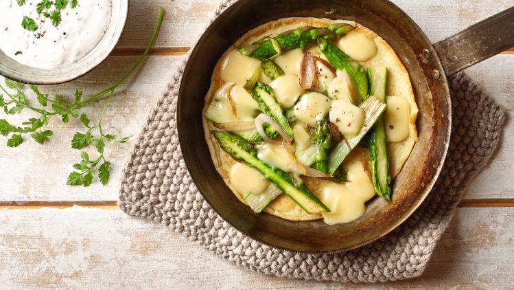 group-emmi-kaltbach-recipe-photo-frühlings-omelette-mit-spargel